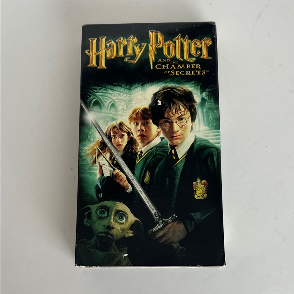 HP VHS Warner Bros. Harry Potter and the Chamber of Secrets - Black and Gold